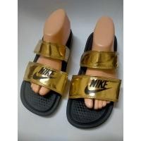 ราคา nike ส่งต่อรองเท้ามือสอง (25519344201)