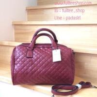 ราคา MANGO Quilted Bowling Bag สีไวน์แดง (20043472)