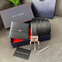 ราคา ส่งฟรี Set กระเป๋าสตางค์ & เข็มขัด Tommy Hilfiger สีดำ แท้ ของขวัญ ผู้ชาย สุดคุ้ม (26863628864)