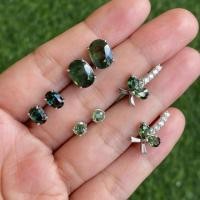 ราคา ต่างหูพลอยเขียวส่อง จันทบุรี เงินแท้ 29.5/ ชุบทองคำขาว (3635069615)