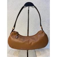 ราคา Vincis Bench Shoulder Bag สวยมาก (28864211342)