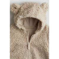 ราคา H&M(เอชแอนด์เอ็ม) ชุดหมีสำหรับเด็กมีฮู้ด ผ้านุ่มฟู Infants Hooded fluffy pramsuit 1294278_1 (40767019665)