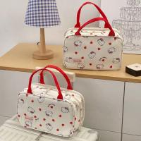 ราคา Hello Kitty Cosmetic Double Zipp bag✨ กระเป๋าเครื่องสำอางค์ (43719066365)