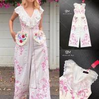 ราคา พร้อมส่ง Widelia@real Size L Jumpsuit จั๊มสูทขายาว รุ่นนี้เป็นงานปัก ตัวจั้มคอวีแต่งระบายด้วยลูกไม้ มีกระเป๋าล้วง (22004352267)