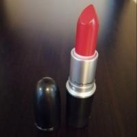ราคา MAC Matte Lipstick​ #Russian Red​ (no box)​ (2406507602)