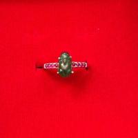 ราคา แหวนหยกพม่าแท้สีเขียวธรรมชาติเนื้อใสไม่ปรับปรุงคุณภาพ (22490057456)