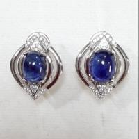 ราคา ต่างหู ไพลิน หลังเบี้ย (Blue Sapphire) น้ำเงิน ใสๆ ตัวเรือนเงินแท้ 925 (5343481091)