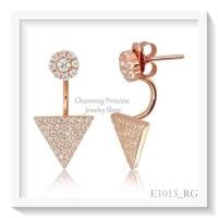 ราคา ต่างหูเพชรสวิสเงินแท้ มาพร้อมกับ Function ที่จัดเต็ม ใส่ได้ทั้งเม็ดเดี่ยว หรือ Jacket Earrings (3766303)