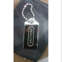 ราคา COACH tag ห้อยกระเป๋ามือ2 (1266139512)