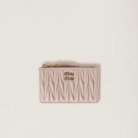 ราคา (พร้อมส่ง) Miu miu Matelassé nappa leather pouch wallet (28068632788)