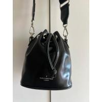 ราคา Paul's Boutique Londonแท้ มือสอง (24783885726)