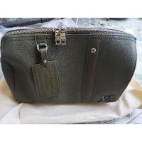 ราคา กระเป๋าหนังสีเขียวขี้ม้า ทรงหมอน (27850348416)