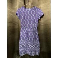 ราคา เดรสผ้าไทยลายขอพระราชทาน (22823335862)