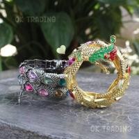 ราคา กำไลข้อมือ พญานาค กำไรชุบเงิน กำไลลายฉลุ กำไลปั่มลายรมดำ กำไล ปั้มลาย ดอกจิก งดงาม ขนาด 19 cm. วินเทจ (16882141919)