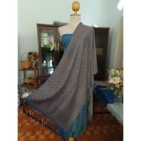 ราคา ผ้าคลุ​มไหล่​ทอมือย้อคราม​และย้อมสี​ธรรมชาติ​สีน้ำตาล​ (42757133074)