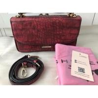 ราคา กระเป๋าหนังแท้ แบรนด์ Shuberry (4435971029)