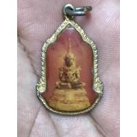ราคา เหรียญล็อกเก็ต พระแก้วมรกต สมโภชน์กรุงรัตนโกสินทร์ 200 ปี พ.ศ.2525 (15793447134)