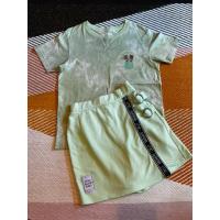 ราคา กระโปรงกางเกงเด็ก lovetoxic แถมเสื้อยืดเด็ก Uniqlo Size 140 (43453342754)