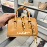 ราคา CHARLES & KEITH : CK2-30671768-1 กระเป๋าโบว์ลิ่งรุ่น Everleigh (41150351687)