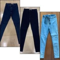 ราคา แท้ Stradivarius กางเกงยีนส์ขายาวเอวสูง size 38 สภาพดี ไม่มีตำหนิ มี3ตัว (8957806942)