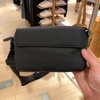 ราคา จัสทิพ. Pull&Bear Slingbag (ผู้ชาย) (42918732627)