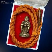 ราคา หลวงพ่อคูณ รูปหล่อเนื้อทองเหลือง ปี 2539 (26951195989)