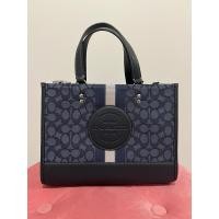 ราคา กระเป๋า coach Dempsey tote 11 นิ้ว ของใหม่ (25807671562)