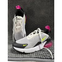 ราคา รองเท้าผ้าใบเด็กมือสอง Nike Air Max 270 20cm. (17592508487)