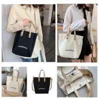 ราคา แฟชั่นกระเป๋าถือใบเล็ก สไตล์มินิมอลผู้หญิง รุ่น CTGB77112 สายหนัง มีหูจับ สีขาว/ดำ (20975551609)