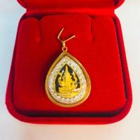 ราคา พระพิฆเนศเลี่ยมทอง ทองแท้90% เลี่ยมกันน้ำ ล้อมพลอยคริสตัล สวยงามมากๆค่ะ (1642770163)