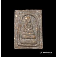 ราคา หลวงปู่ทวดที่ระลึกพระบรมสารีริกธาตุศรีลังกาเนื้อว่านดำปี 48 (25551424199)