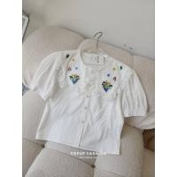 ราคา Go Style​ เสื้อคอบัวปักดอกไม้แต่งลูกไม้สไตล์วินเทจผ้าลินิน สีขาว (17595140110)