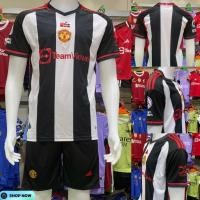 ราคา ชุดกีฬา ชุดบอลทีม. แมนยู ยูไนเต็ด 2023-2024 รุ่นใหม่ล่าสุด( เสื้อพร้อมกางเกง)สินค้าดีมีคุณภาพ เนื้อผ้า Polyester 100% (22566427192)