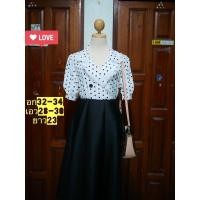 ราคา เสื้อทำงาน พื้นสีขาว ลายจุดสีดำ แขนสั้น มือสอง (7256266537)