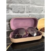 ราคา Charles & Keith แว่นตากันแดดสำหรับผู้หญิง (27992602952)