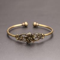 ราคา 复古手工防水 铜手手内子空简约花手环女开口经古铜女饰品วินเทจที่ทําด้วยมือทองเหลืองเก่าสร้อยข้อมือกลวงง่าย20251005 (26142596577)