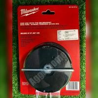 ราคา Milwaukee ตลับพร้อมเส้นเอ็นเล็มหญ้า รุ่น (49-16-2714) ขนาด 2 มม. x 7.6 ม. ตลับใส่เอ็น กระปุกเอ็น (19345436696)
