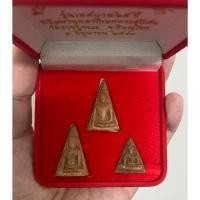 ราคา พระผงพิมพ์นางพญา ผสมผงเก่า รุ่นเทศบาล 65ปี วัดราชบูรณะ จ.พิษณุโลก ปี2553 ชุด3องค์ พร้อมกล่องเดิม (28908199769)