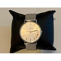 ราคา นาฬิกาข้อมือ ยี่ห้อ COACH มือสองญี่ปุ่น (สภาพ 98%) คัดพิเศษ ของแท้จากญี่ปุ่น 100% (ไม่มีกล่อง) (28423439421)