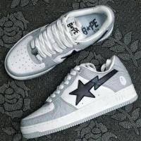 ราคา รองเท้าลําลองผู้ชาย BAPE STA รองเท้ายาง 8L5F LXUE AKIR (41474952598)