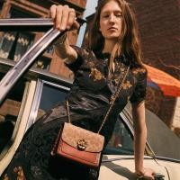 ราคา (ผ่อน 0%) Coach งาน Shop!! ของแท้!! COACH Parker 18 in signature canvas with rivets #30592 (2834273121)