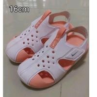 ราคา ไนกี้ Nike รองเท้าลำลองเด็กมือสองสภาพสวย (25078377524)