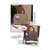 ราคา แท้ COACH FACTORY HANDLE BAG IN SIGNATURE LEATHER กระเป๋าถือและสะพายรุ่นใหม่จาก Coach Factory แท้จาก Oultet (13704235867)