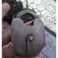 ราคา กุญแจทองเหลือง 2-3/4" / กุญแจ / กุญแจบ้านทองเหลือง - ทองเหลืองโบราณ (40955725004)