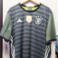 ราคา เสื้อทีมชาติเยอรมัน 2015-17 แท้ใส่ได้ 2 ด้าน GERMANY SHIRT 2015-17 (25175258215)