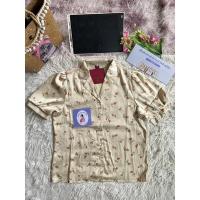 ราคา เสื้อคอปกแขนตุ๊กตาผ้าซาติน สีเหลืองทองอ่อน (18348410638)