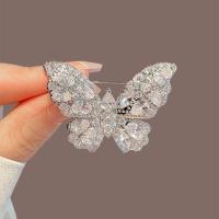 ราคา เข็มกลัด​รูปผีเสื้อฝังเพชร​ ​CZ ประดับทั่วทั้งปีก​ อะไหล่สีเงิน​ประดับเสื้อสูท ปกเสื้อสูท (29452250572)