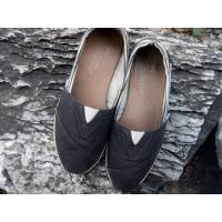 ราคา รองเท้าTOMS มือสองของแท้ (101794018)