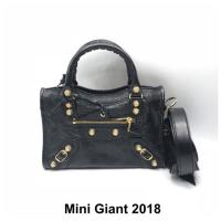 ราคา Mini City Black Giant Stud GHW 2018 (2120760751)