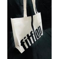 ราคา ถุงหิ้วผ้า แบบใหม่ Fitflop แท้ จาก shop / ขนาดใส่กล่องรองเท้าได้ 2 กล่อง (ของใหม่ มือ1) ถุงใบใหญ่ ขนาด 36x46x12.5cm (18994804997)
